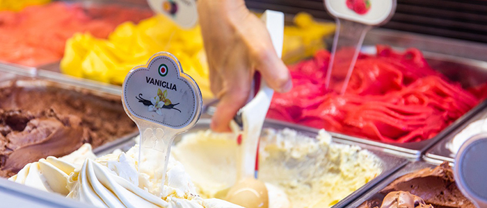 Il gelato artigiano re dell’estate